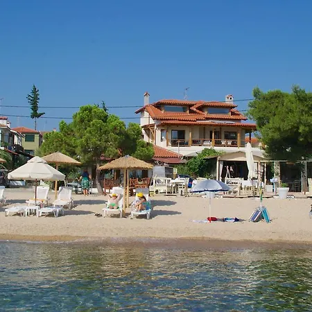 Traditional Arsanas Apartment